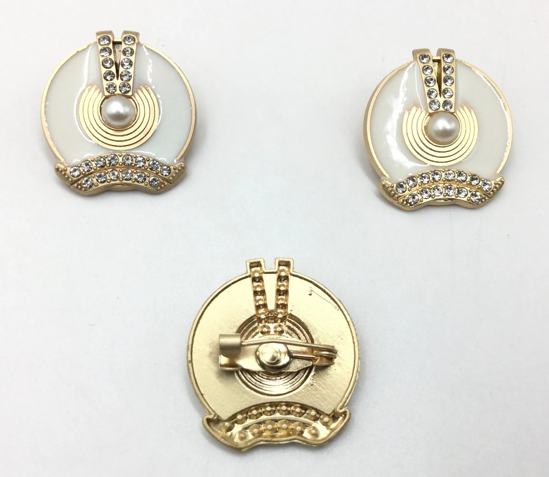 Golden & White One Pearl Stone with Clip Cufflinks