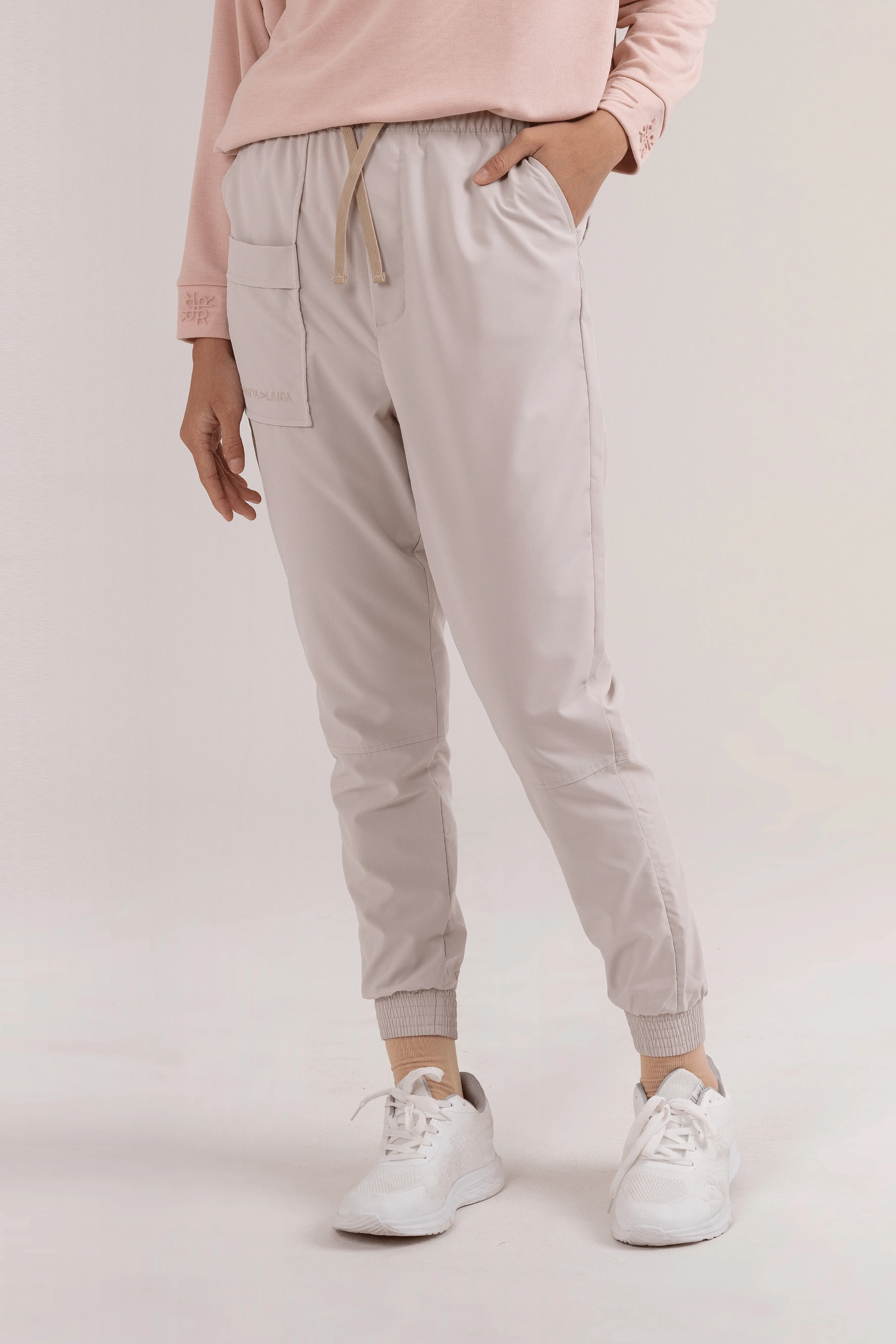 LAICA x RiaMiranda Jogger Pants - Silver Cloud