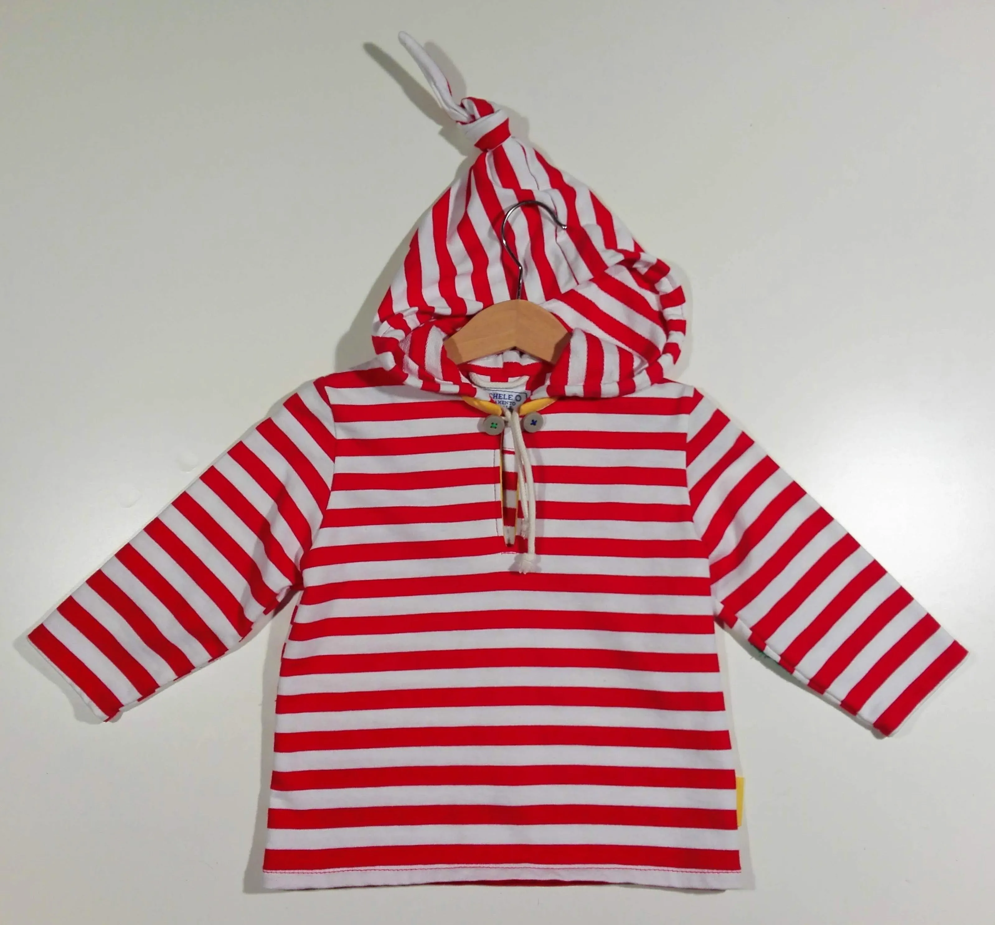 Long-sleeved striped sweater in cotton with hood