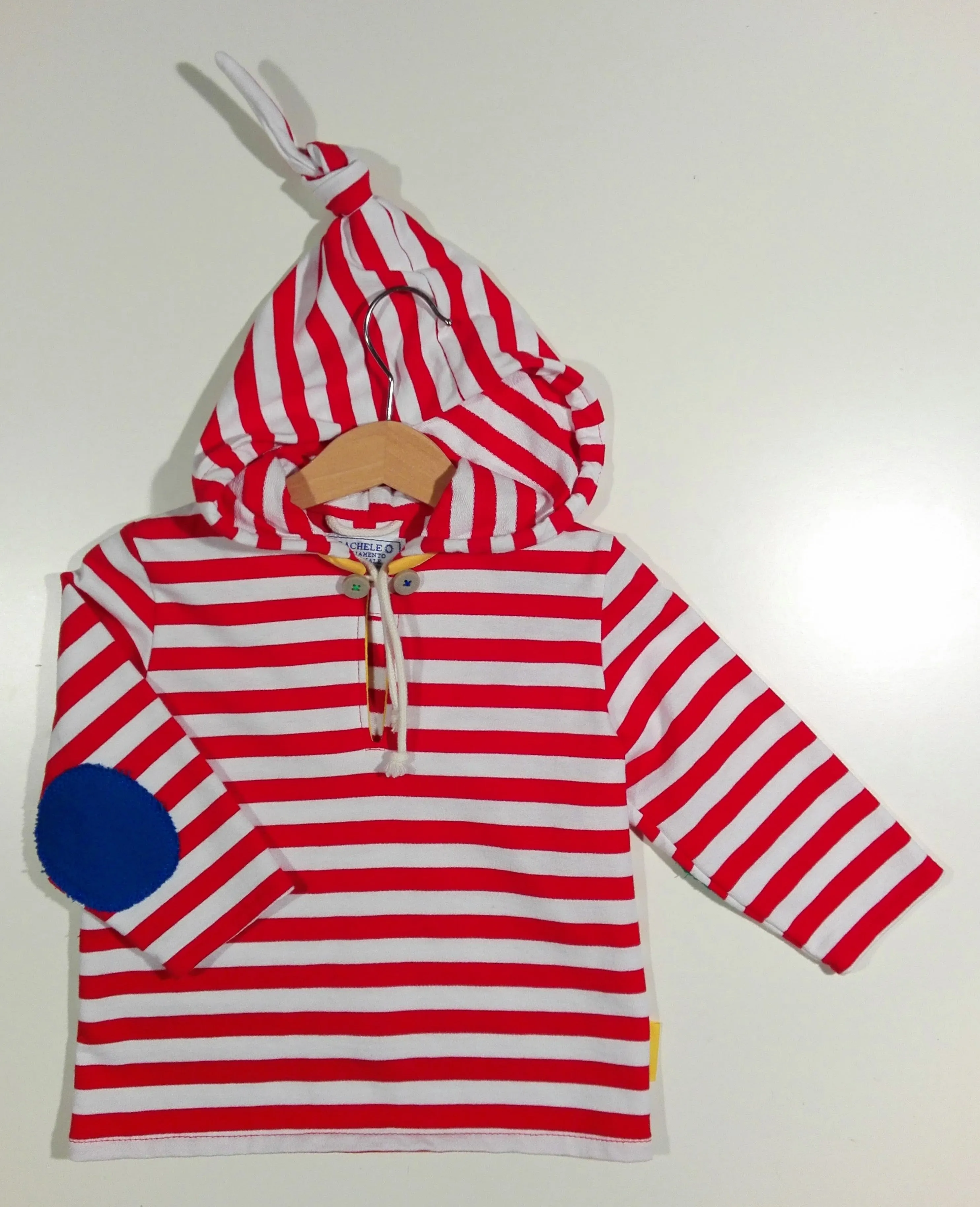 Long-sleeved striped sweater in cotton with hood