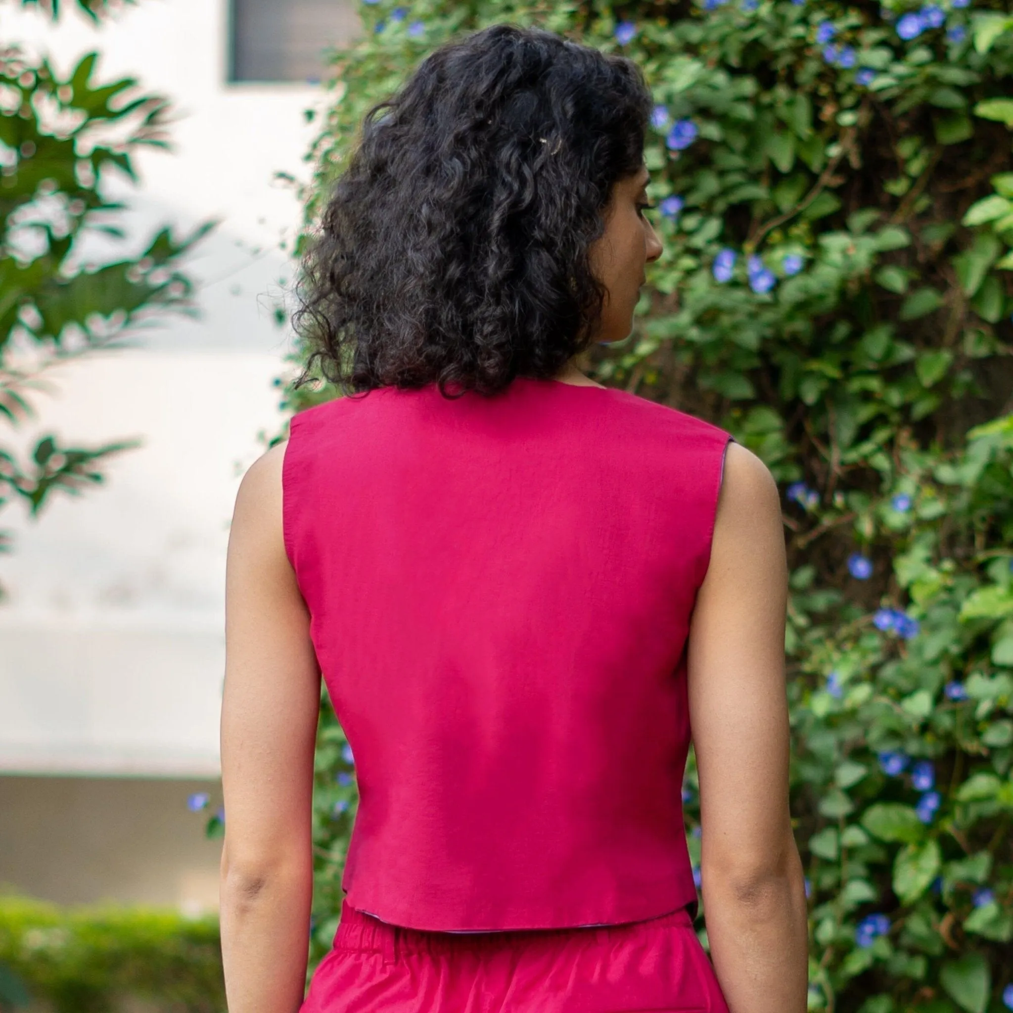 Reversible Pink and Purple Cotton Poplin V-Neck Vest