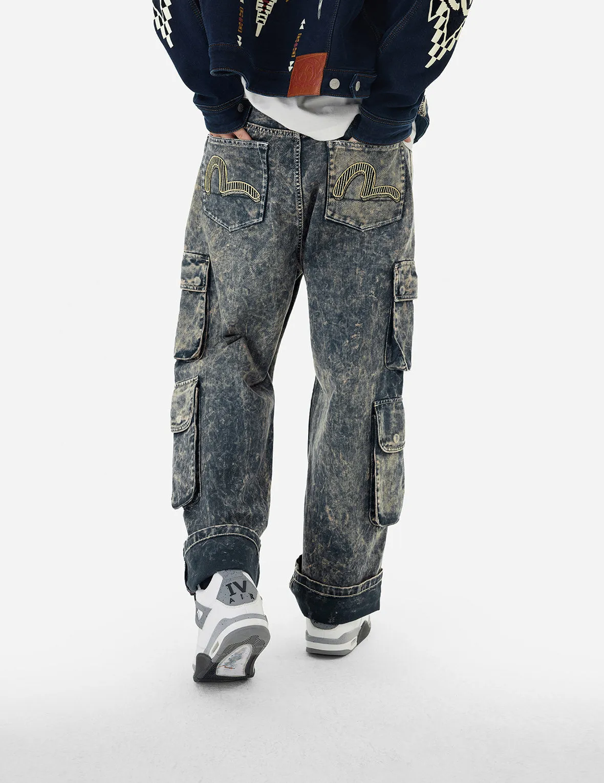 Seagull Print and Multi-Pockets Acid Wash Baggy Cargo Jeans